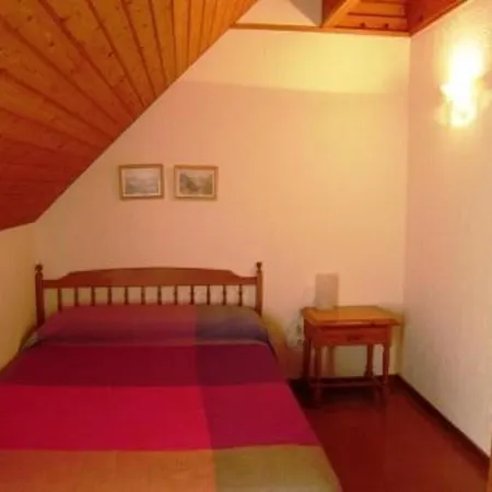 T3 Chaleureux, 7 Pers, Cheminee, Animaux Admis, Wifi, Proche Commerces - Fr-1-402-87 Esquieze-Sere